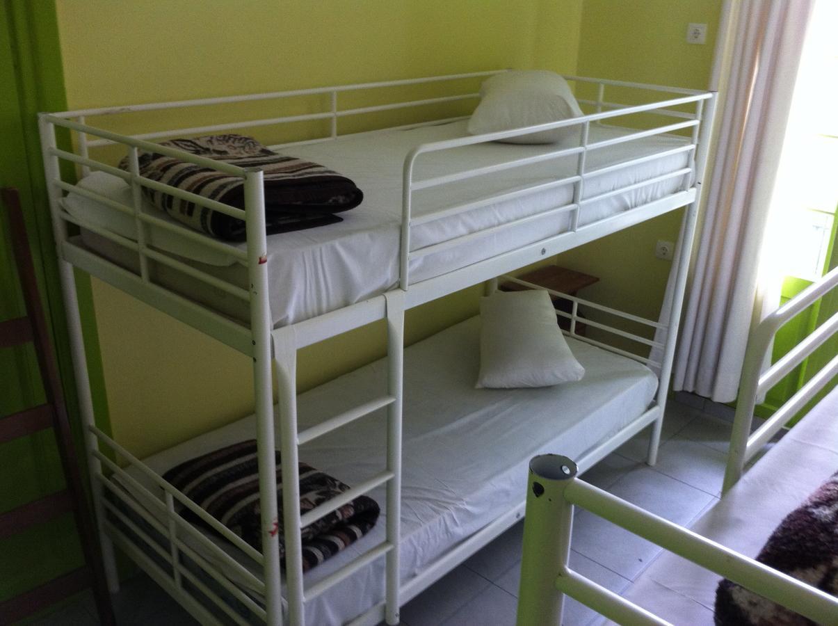 Bed Quadruple Room